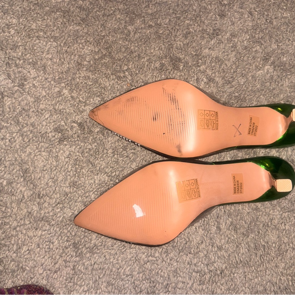 PrettyLittleThing Emerald Rhinestone Heels - Picture 6 of 7